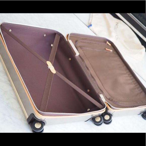 LOUIS VUITTON | Horizon 55  (titanium) - Picture 14 of 15